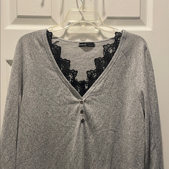 Shein Gray Lace-Trim V-Neck Long Sleeve Top - Picture 3 of 6